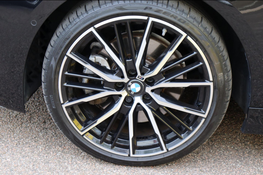 BMW 1-serie 120i M-Sport org.NL Head-up schuifdak camera leer+memory