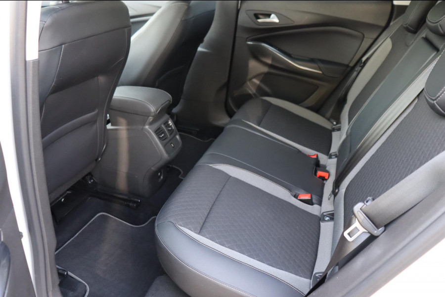 Opel Grandland X 1.2 Turbo Innovation org.NL el.klep comfortstoelen+vw camera