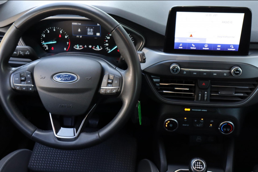 Ford FOCUS Wagon 1.0 EcoBoost Hybrid Connected org.NL el.trekhaak navi comfort-stoelen