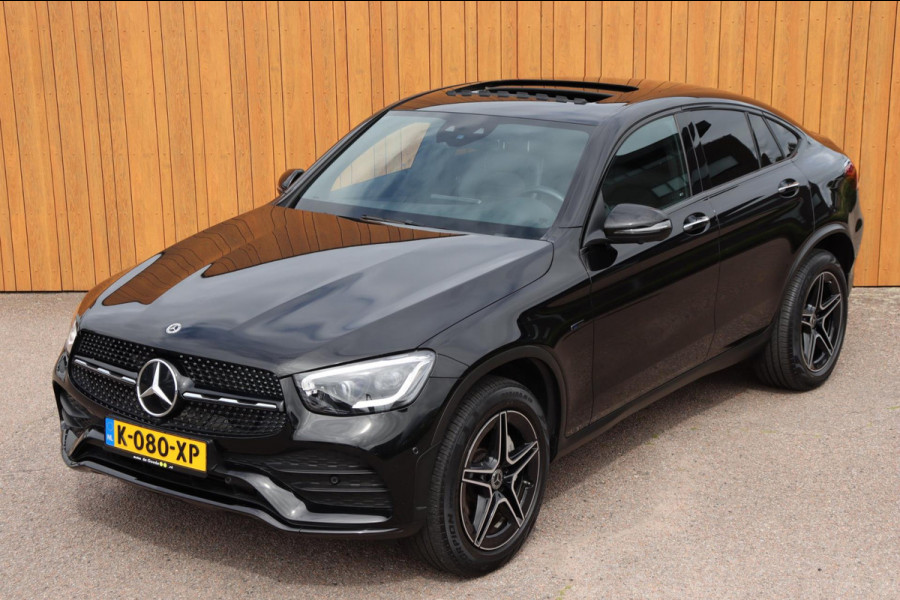 Mercedes-Benz GLC Coupé 300e 4MATIC Business Solution AMG org.NL Burmester standkachel el.dak camera's el.trekhaak VOL