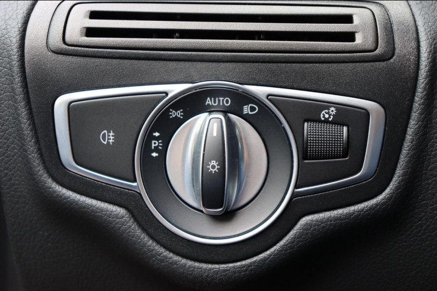 Mercedes-Benz GLC Coupé 300e 4MATIC Business Solution AMG org.NL Burmester standkachel el.dak camera's el.trekhaak VOL