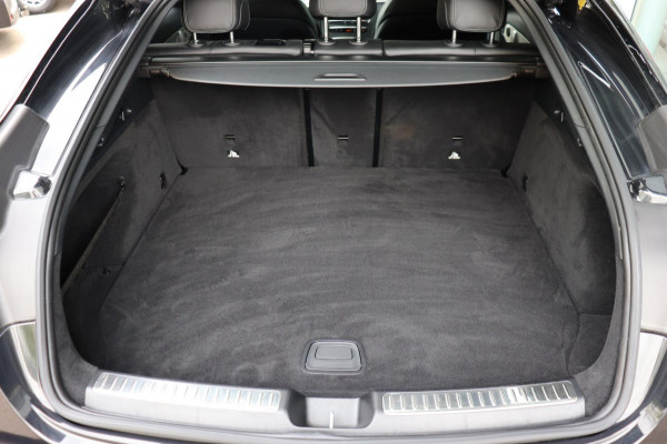 Mercedes-Benz GLC Coupé 300e 4MATIC Business Solution AMG org.NL Burmester standkachel el.dak camera's el.trekhaak VOL