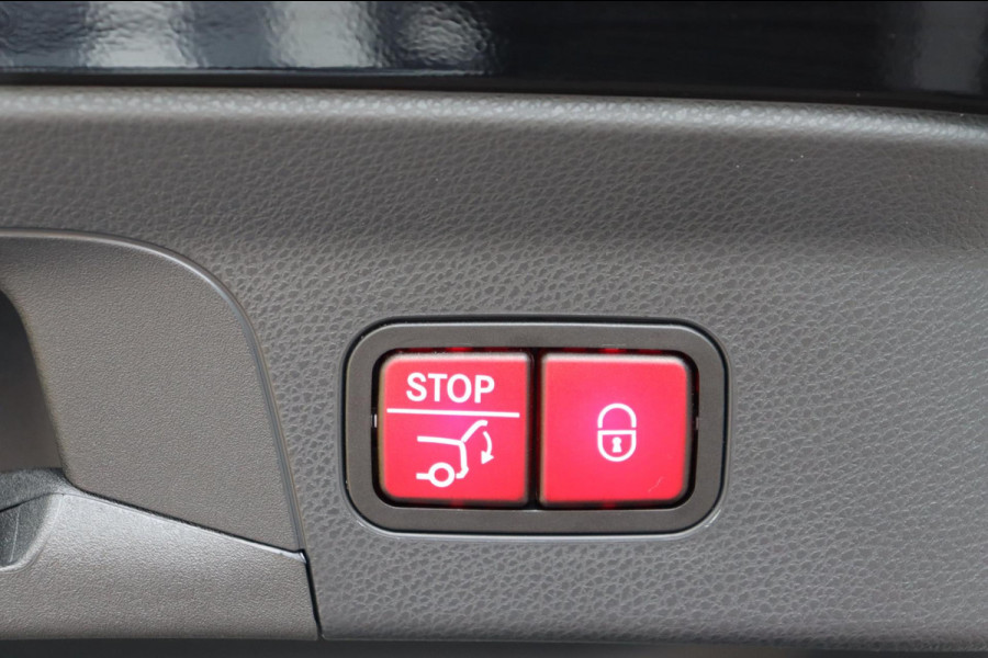 Mercedes-Benz GLC Coupé 300e 4MATIC Business Solution AMG org.NL Burmester standkachel el.dak camera's el.trekhaak VOL