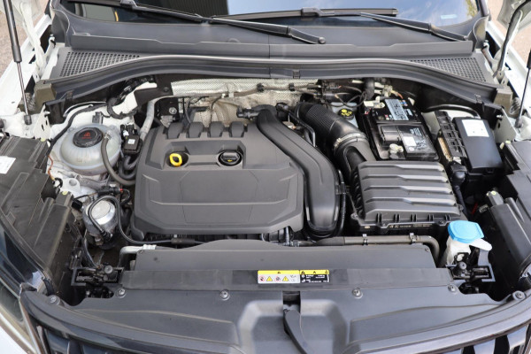 Škoda Kodiaq 1.5 TSI Sportline Business org.NL schuifdak trekhaak stuur+stoelverw camera canton