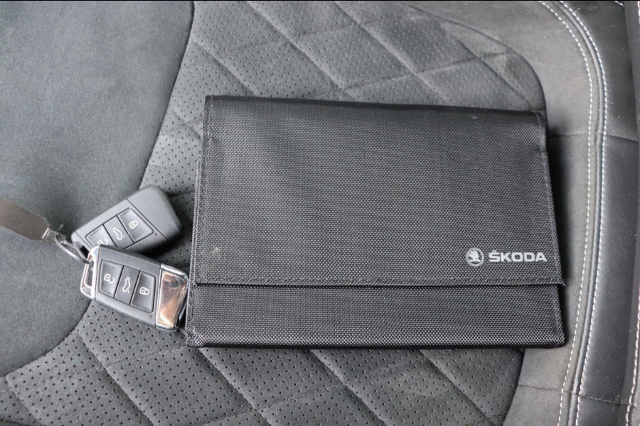 Škoda Kodiaq 1.5 TSI Sportline Business org.NL schuifdak trekhaak stuur+stoelverw camera canton