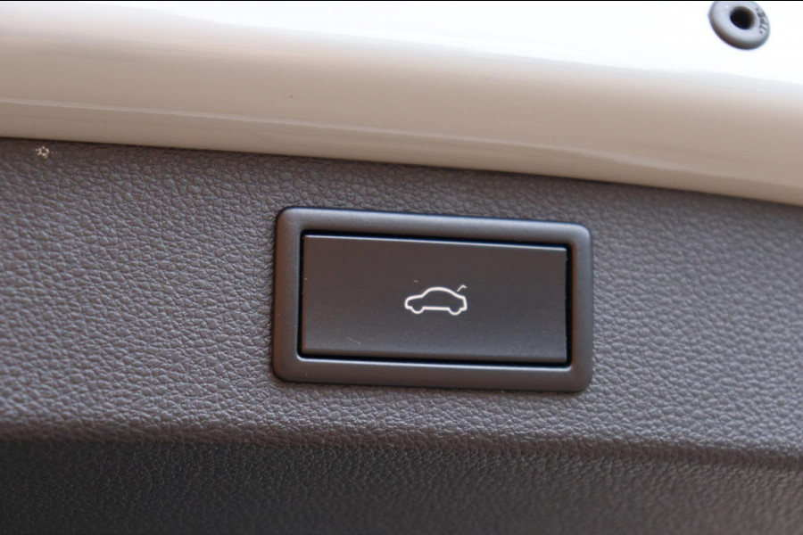 Škoda Kodiaq 1.5 TSI Sportline Business org.NL el.klep camera canton el.schuifdak el.stoel