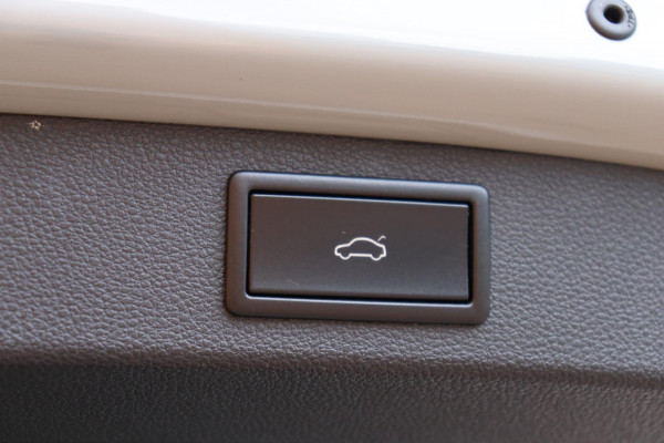 Škoda Kodiaq 1.5 TSI Sportline Business org.NL el.klep camera canton el.schuifdak el.stoel