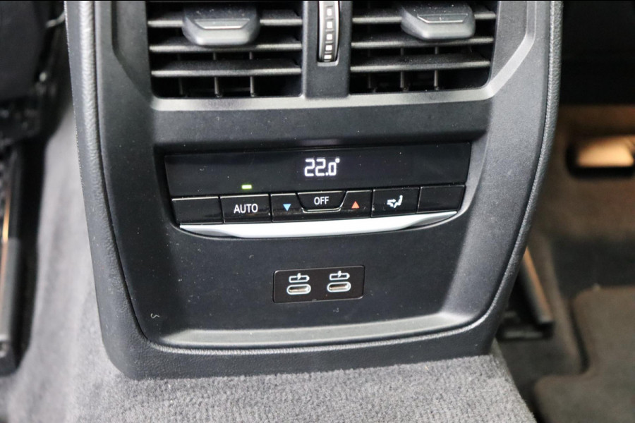 BMW 4 Serie Gran Coupé M440i xDrive M-sport Bus. Ed. Plus org. NL schuifdak camera's