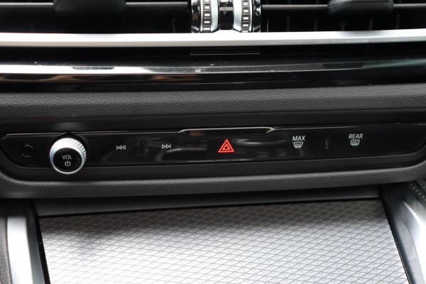 BMW 4 Serie Gran Coupé M440i xDrive M-sport Bus. Ed. Plus org. NL schuifdak camera's