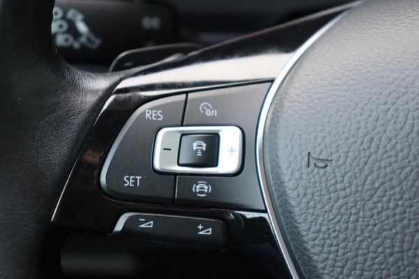 Volkswagen Tiguan 1.5 TSI ACT Comfortline Business org.NL schuifdak camera el.klep