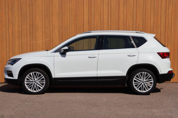 Seat Ateca 1.5 TSI Xcellence Business Intense org. NL trekhaak camera's el.klep