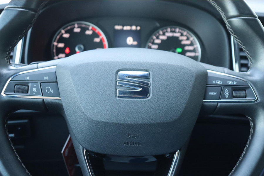 Seat Ateca 1.5 TSI Xcellence Business Intense org. NL trekhaak camera's el.klep