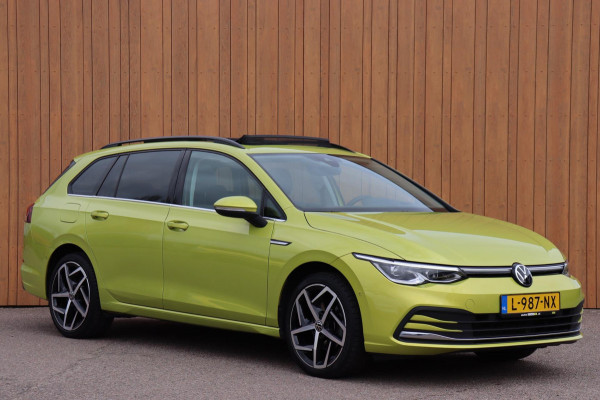 Volkswagen Golf Variant 1.5 TSI Style org.NL schuifdak head-up camera sfeer-verl. alcantara ergo-stoelen