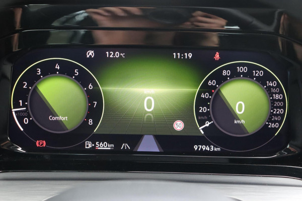 Volkswagen Golf Variant 1.5 TSI Style org.NL schuifdak head-up camera sfeer-verl. alcantara ergo-stoelen