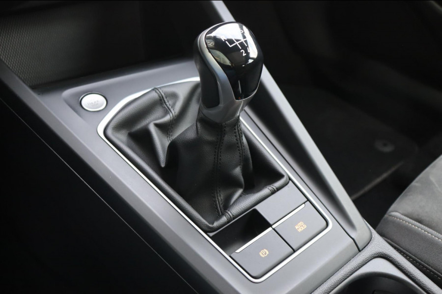 Volkswagen Golf Variant 1.5 TSI Style org.NL schuifdak head-up camera sfeer-verl. alcantara ergo-stoelen