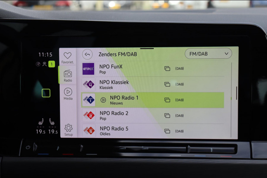 Volkswagen Golf Variant 1.5 TSI Style org.NL schuifdak head-up camera sfeer-verl. alcantara ergo-stoelen