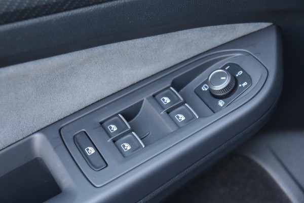 Volkswagen Golf 1.5 TSI R-Line org.NL