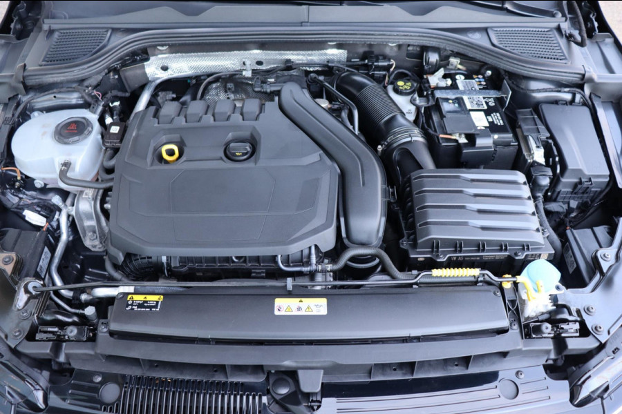 Volkswagen Golf 1.5 TSI R-Line org.NL