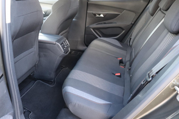 Peugeot 3008 1.2 PureTech Blue Lease Executive org-NL