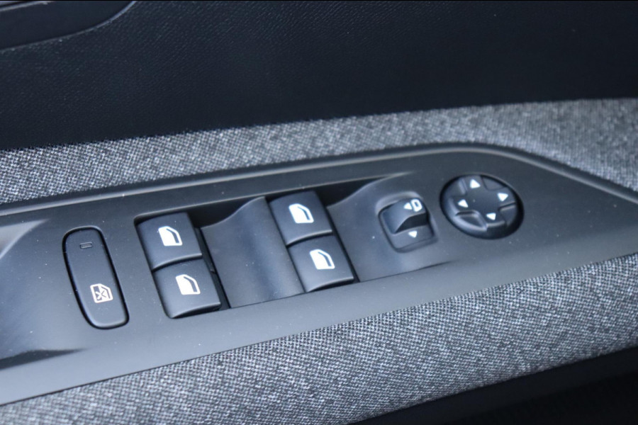 Peugeot 3008 1.2 PureTech Blue Lease Executive org-NL