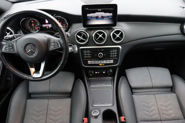 Mercedes-Benz GLA 180 Business Sol. org. NL-auto el.schuif-panoramadak