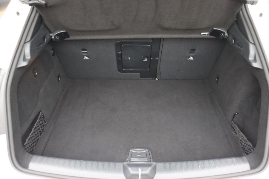 Mercedes-Benz GLA 180 Business Sol. org. NL-auto el.schuif-panoramadak