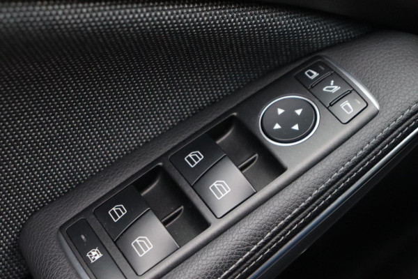 Mercedes-Benz GLA 180 Business Sol. org. NL-auto el.schuif-panoramadak