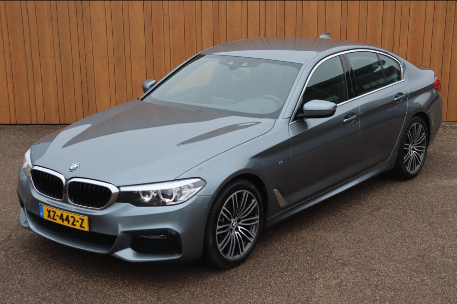 BMW 5 Serie 520i M-sport Executive Ed. Harman Kardon org.NL camera alcantara+elek.verstelbaar digi.dash navi