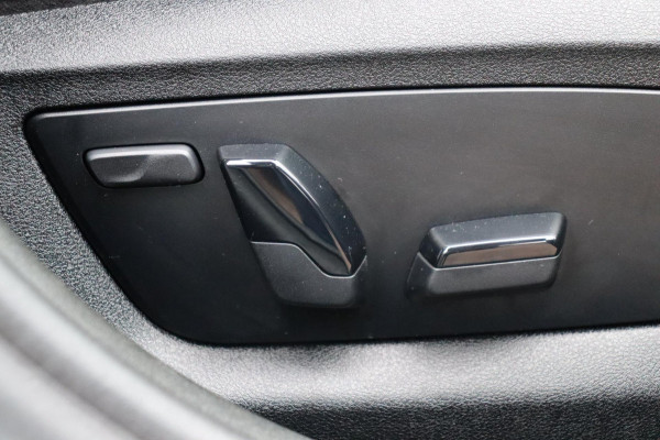 BMW 5 Serie 520i M-sport Executive Ed. Harman Kardon org.NL camera alcantara+elek.verstelbaar digi.dash navi