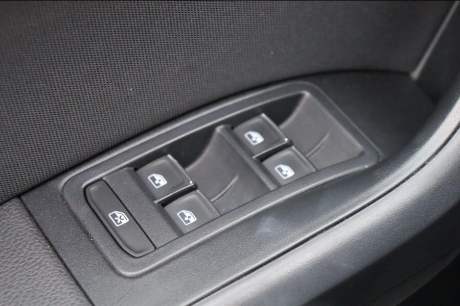 Seat Ateca 1.5 TSI FR Business Intense org. NL-auto