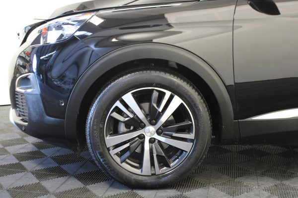Peugeot 3008 1.2 PureTech Allure |Pano|