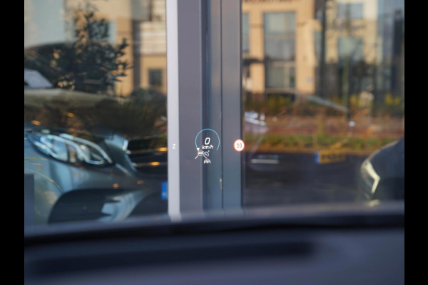 Mercedes-Benz A-Klasse AMG 35 4MATIC / Org.NL / Kuip / Aero / HUD / Burm / Pano / 360 / Ambient / Stl. Koeling / Multibeam