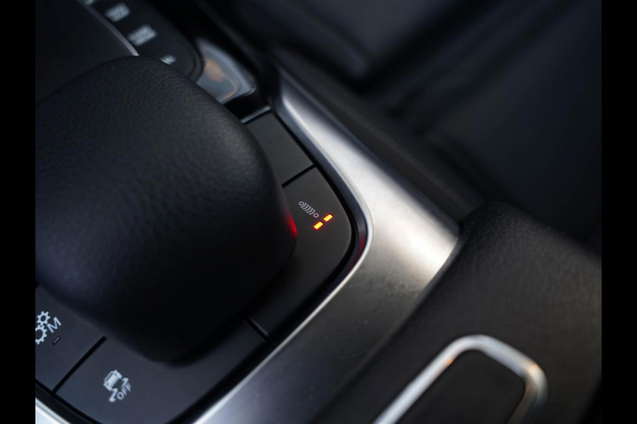 Mercedes-Benz A-Klasse AMG 35 4MATIC / Org.NL / Kuip / Aero / HUD / Burm / Pano / 360 / Ambient / Stl. Koeling / Multibeam