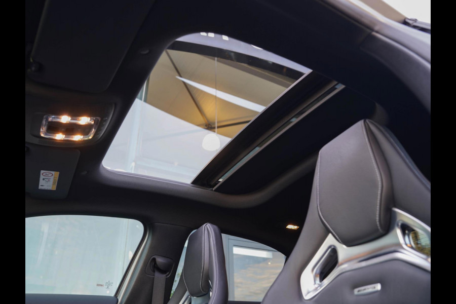 Mercedes-Benz A-Klasse AMG 35 4MATIC / Org.NL / Kuip / Aero / HUD / Burm / Pano / 360 / Ambient / Stl. Koeling / Multibeam