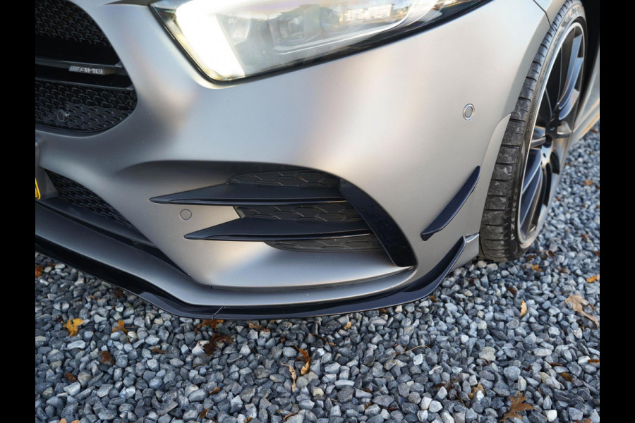 Mercedes-Benz A-Klasse AMG 35 4MATIC / Org.NL / Kuip / Aero / HUD / Burm / Pano / 360 / Ambient / Stl. Koeling / Multibeam