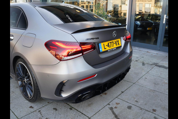 Mercedes-Benz A-Klasse AMG 35 4MATIC / Org.NL / Kuip / Aero / HUD / Burm / Pano / 360 / Ambient / Stl. Koeling / Multibeam