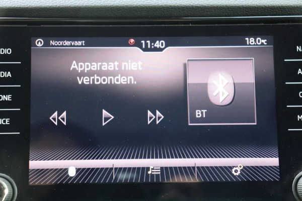 Škoda Karoq 1.5 TSI ACT Bus.org. NL-auto leer+vw schuifdak trekhaak el.klep