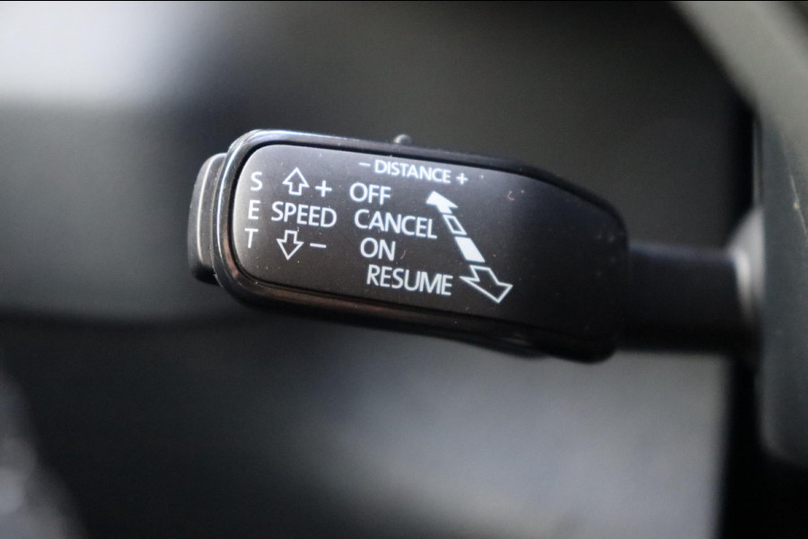 Škoda Karoq 1.5 TSI ACT Bus.org. NL-auto leer+vw schuifdak trekhaak el.klep