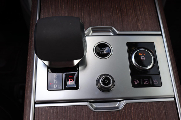 Land Rover Range Rover P440e SE PHEV org. NL schuifdak luchtvering