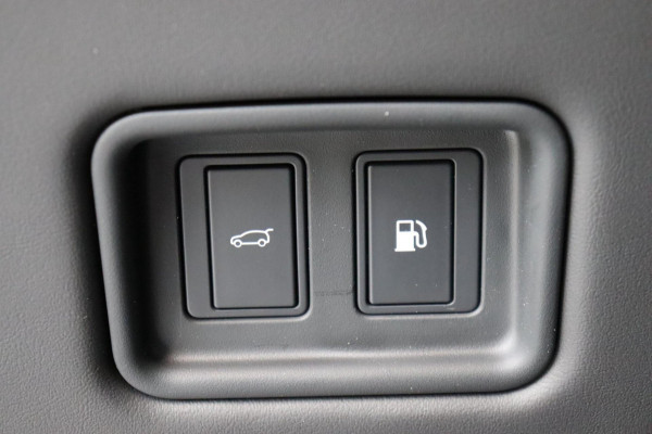 Land Rover Range Rover P440e SE PHEV org. NL schuifdak luchtvering