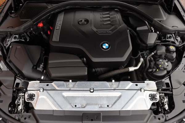 BMW 3 Serie Touring 330i Introduction Executive Ed. org. NL el.klep