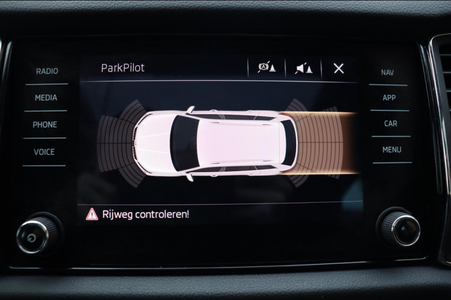 Škoda Kodiaq 1.5 TSI Amb.Bus. Aut.org.NL leer schuifdak trekhaak