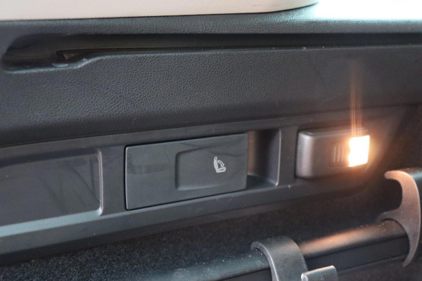 Škoda Kodiaq 1.5 TSI Amb.Bus. Aut.org.NL leer schuifdak trekhaak