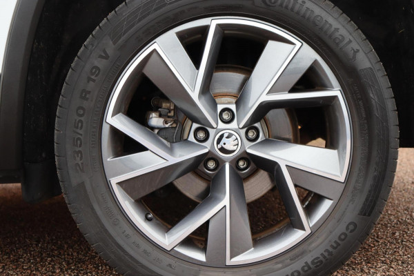 Škoda Kodiaq 1.5 TSI Amb.Bus. Aut.org.NL leer schuifdak trekhaak