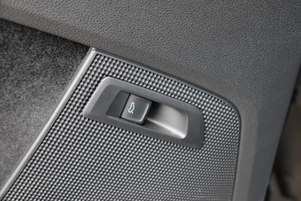 Škoda Kodiaq 1.5 TSI Sportline Business org.-nl canton leer/alc+mem+vw