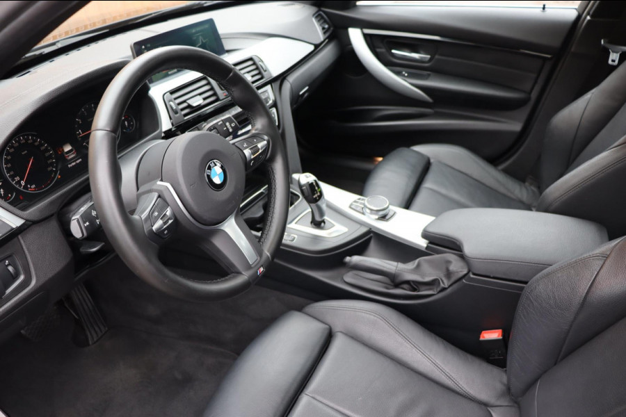 BMW 3 Serie Touring 320i Edition M-Sport Shadow Executive org.NL leer+vw schuifdak