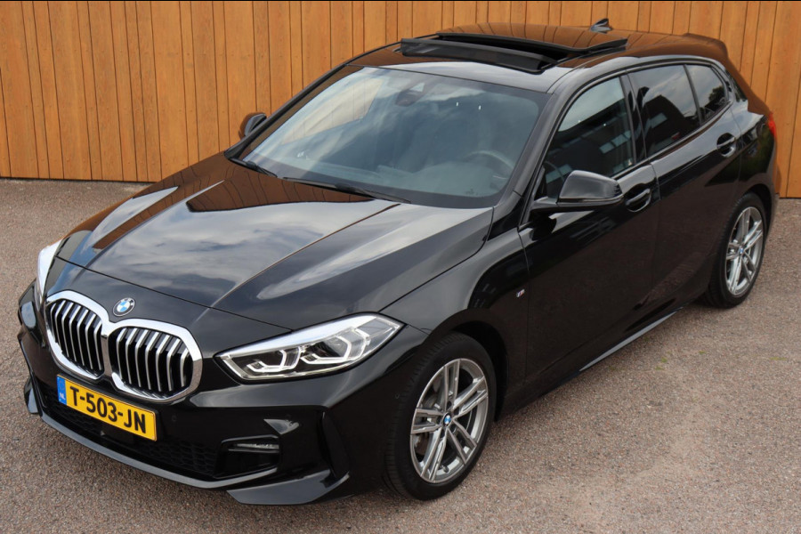 BMW 1-serie 116i Introduction Ed. M-sport org.NL Harman Kardon a.spoiler camera el.schuifdak