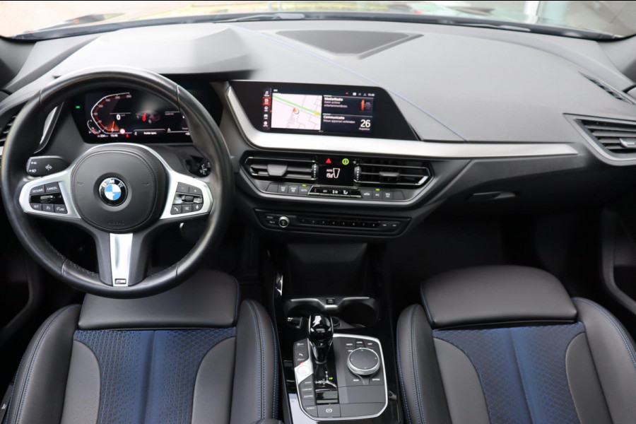 BMW 1-serie 116i Introduction Ed. M-sport org.NL Harman Kardon a.spoiler camera el.schuifdak