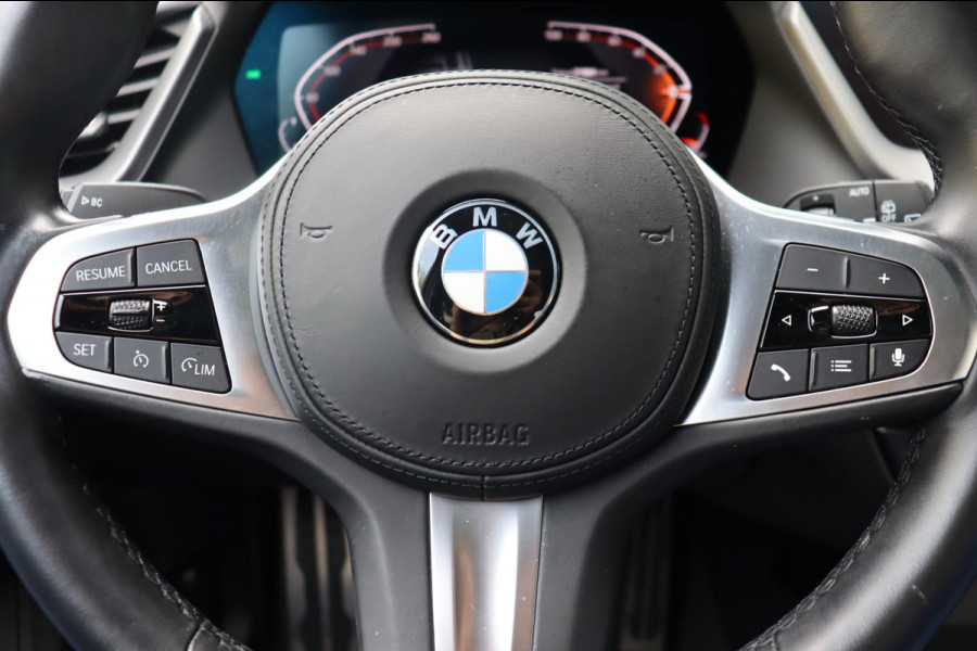 BMW 1-serie 116i Introduction Ed. M-sport org.NL Harman Kardon a.spoiler camera el.schuifdak