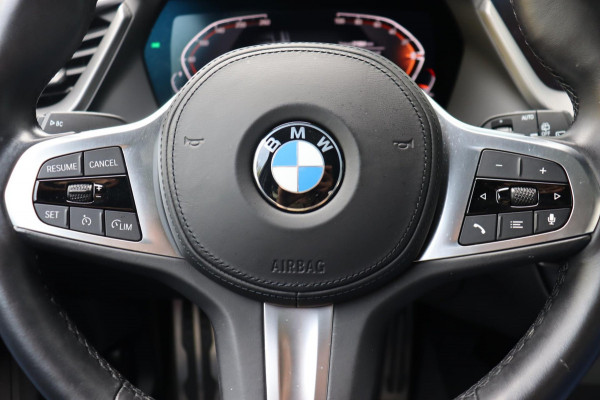 BMW 1-serie 116i Introduction Ed. M-sport org.NL Harman Kardon a.spoiler camera el.schuifdak